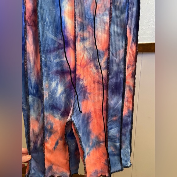 Tie dye romper, pink/blue, ribbed material. NWT - Picture 2 of 4